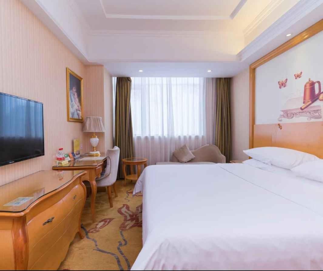 Vienna Hotel Shenzhen Baoneng City Plaza Екстериор снимка